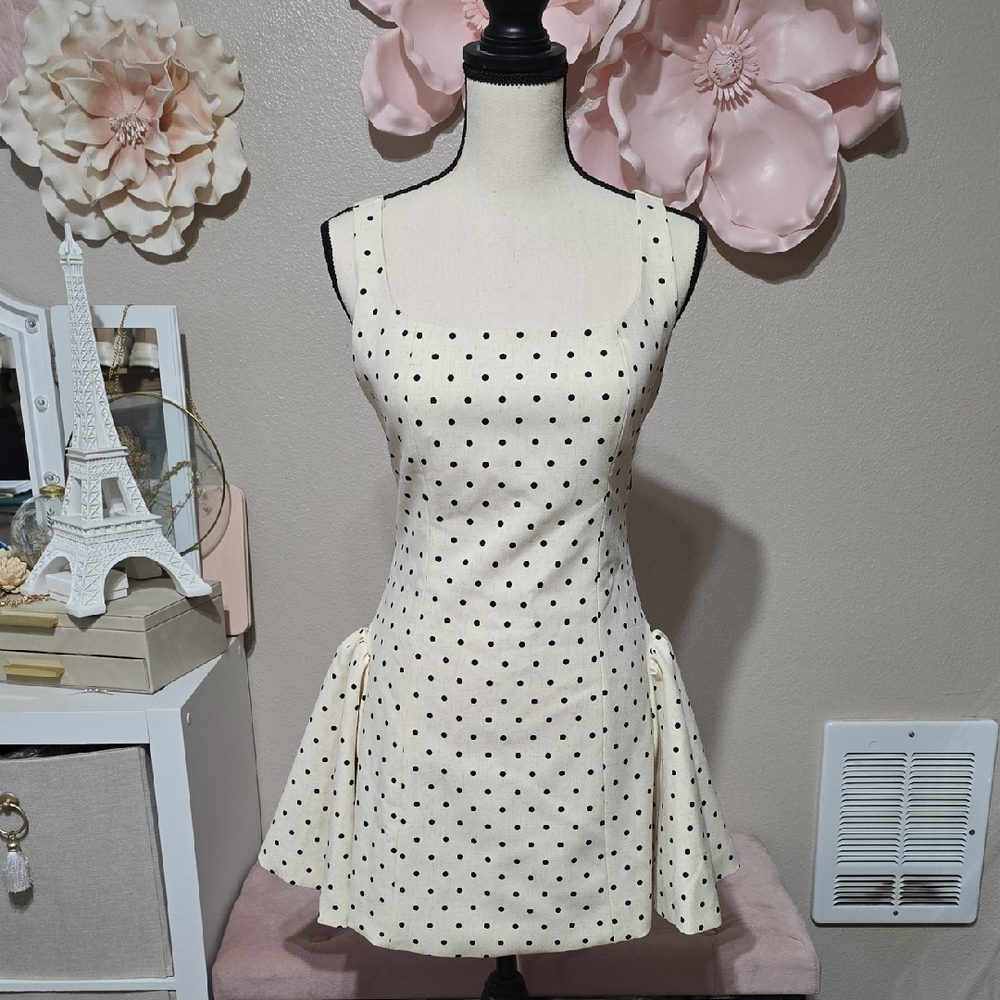 Boutique Polka Dot Lace-Up Mini Dress – Size M – NWT